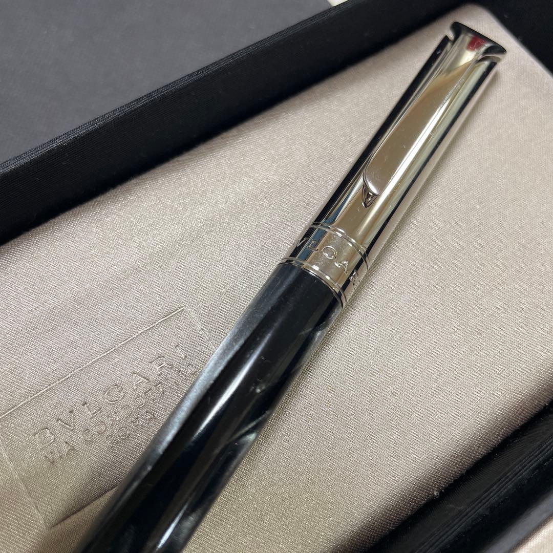 BVLGARI ブルガリ ボールペン 黒シルバー 専用革製ペンケース付き