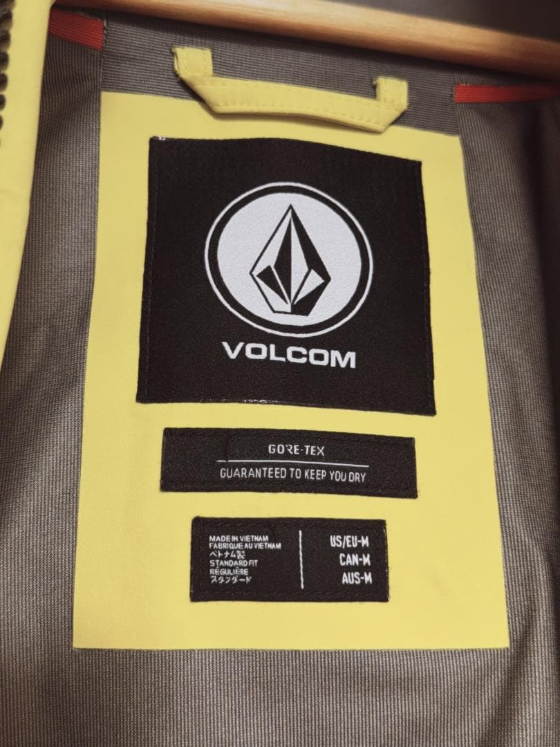 「訳あり」VOLCOM GORE-TEX イエロー スノーボードジャケット M