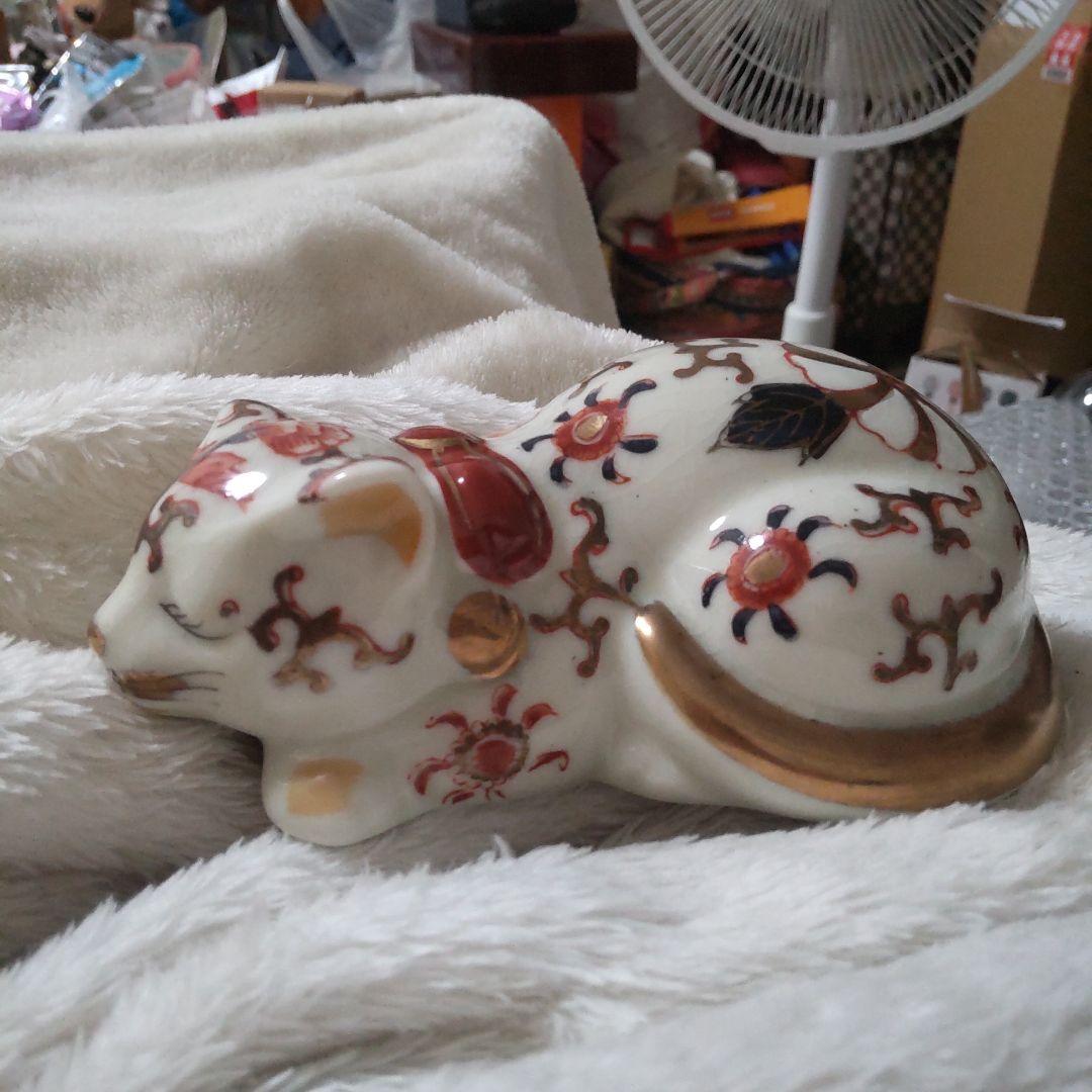 最終値下げ　伊万里焼の眠り猫　陶器　置物　美品　レトロ