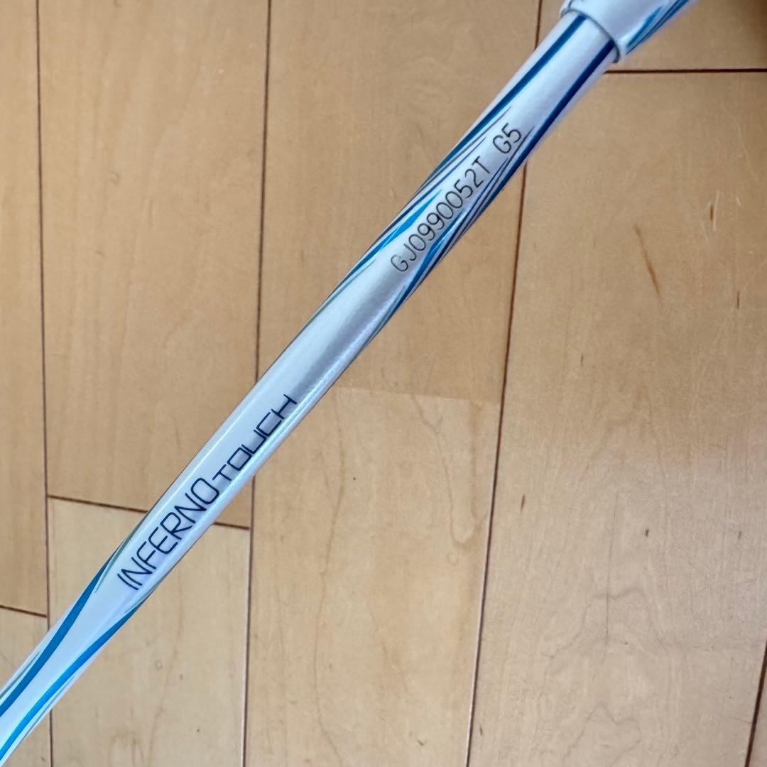 若干の使用感あり バドミントンラケット GOSEN INFERNO TOUCH