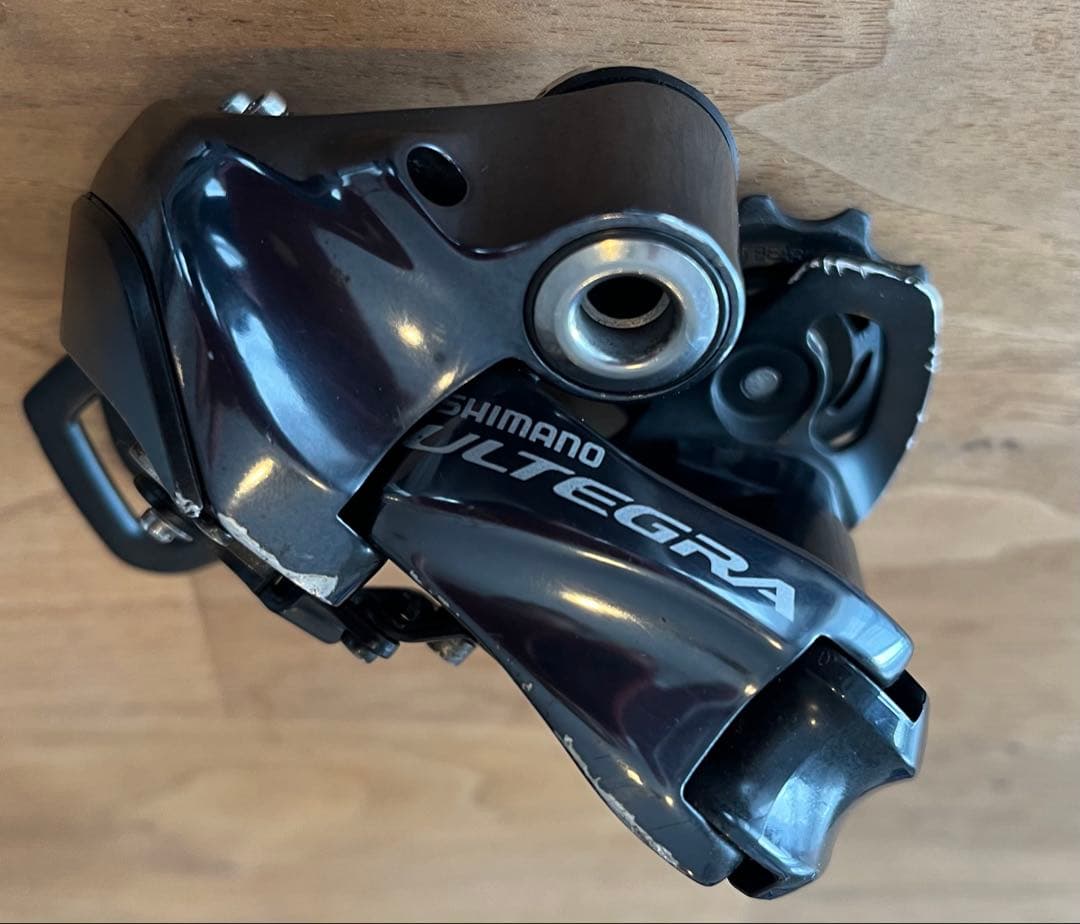 SHIMANO ULTEGRA リアディレイラー Di2 RD6870