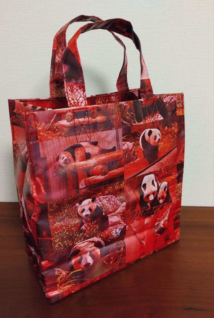 上野パンダファミリー　トートバッグ　シャンシャン シャオシャオ レイレイ