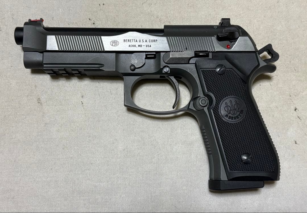 HW樹脂 WA ベレッタM92FS ブリガディアエリート オマケ 訳有美品(1)