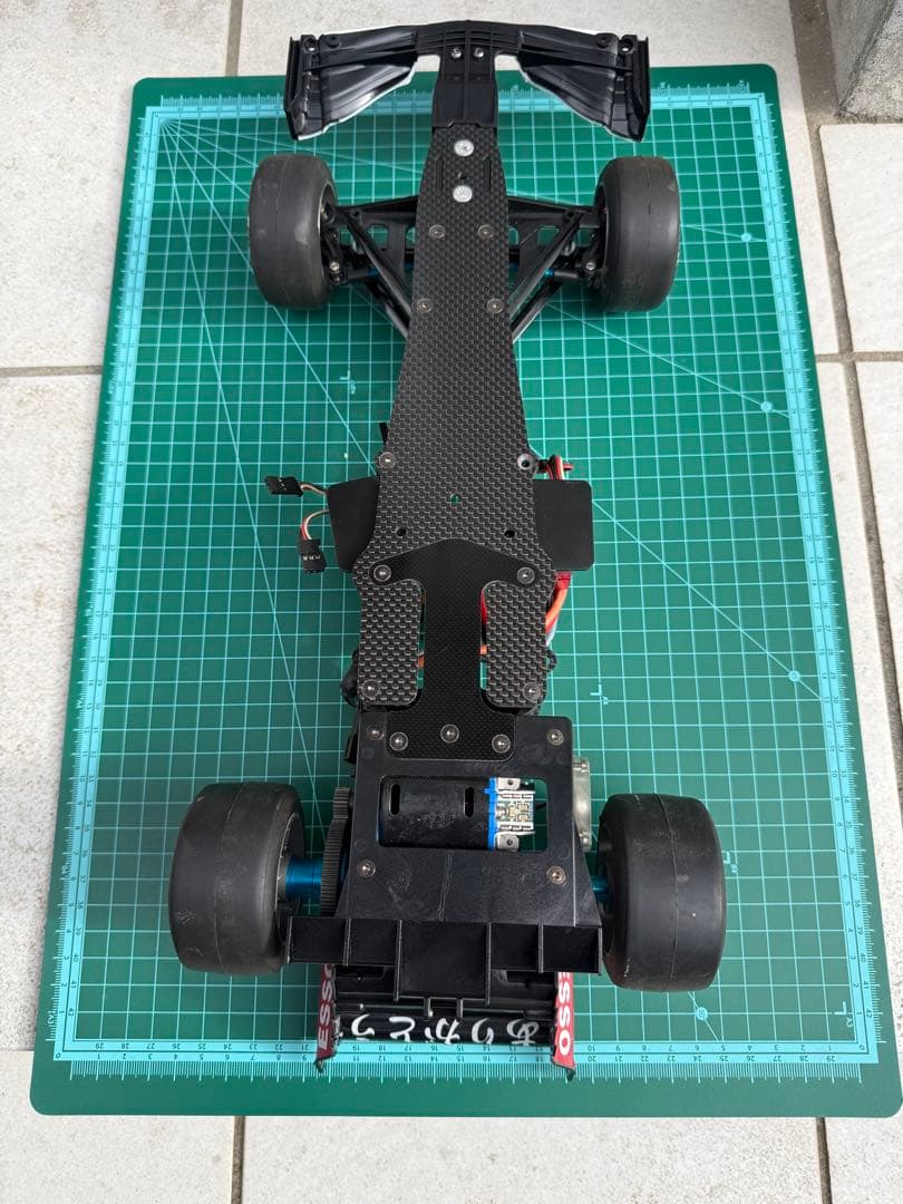 タミヤf104ボディ　シャーシ