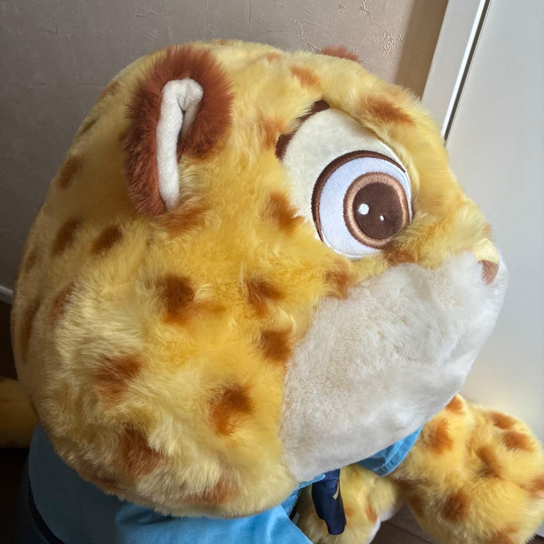 ズートピア２　クロウハウザー　大きな　ぬいぐるみ　ブランケット付き　コストコ