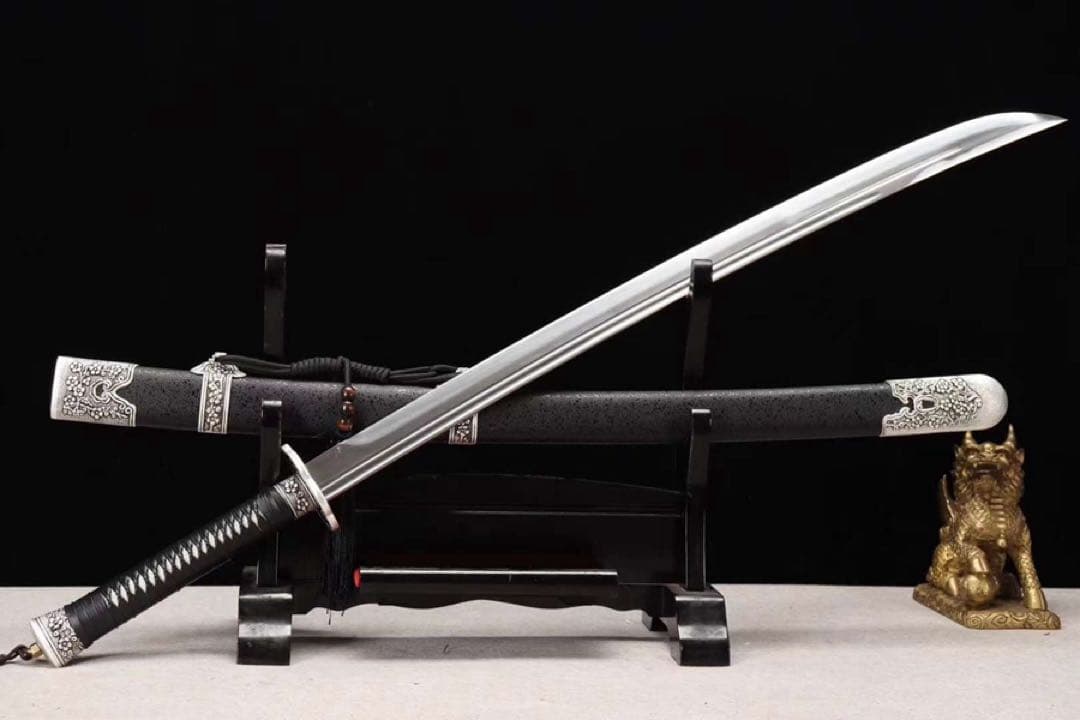 雁翎刀 黒石目鞘 模造刀 舞踊刀 武具 本牛革柄巻 コレクション刀剣