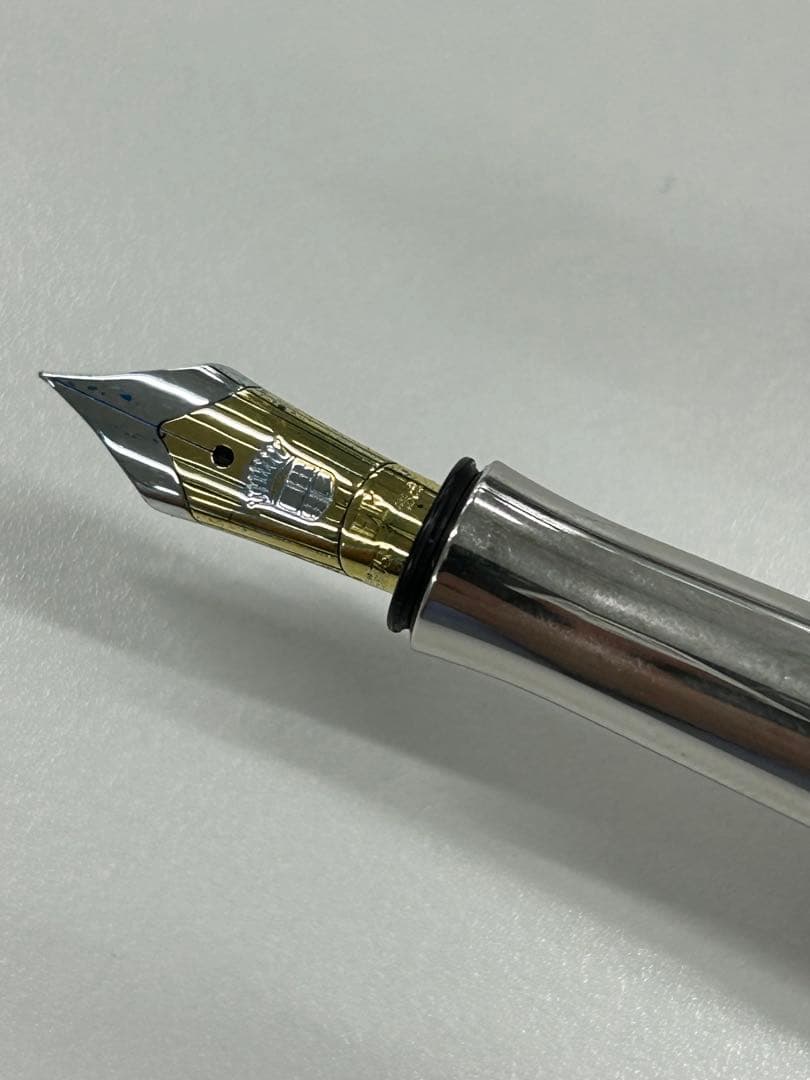 ファーバーカステル 万年筆 伯爵コレクション グラナディラ EF