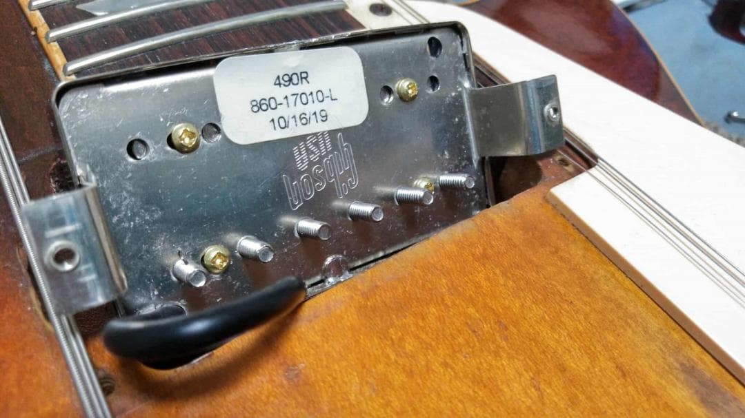 Gibson Les Paul Deluxe 1975年製　Humbucker