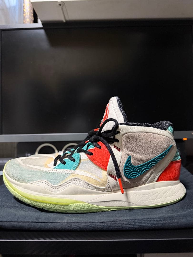 ナイキカイリー インフィニティEP 28.5CM