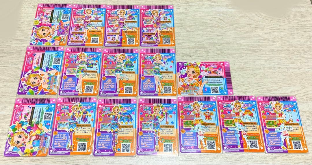 M*a様 アイカツ　新條ひなき　ヴィヴィッドキス　ストリートアートコーデPR等