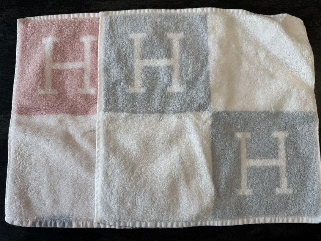 HERMES Hロゴ タオルハンカチ