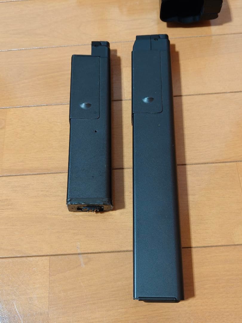 マルイ　mac10 カスタム　電動ガン 多弾ショートマガジン　リポバッテリー付き