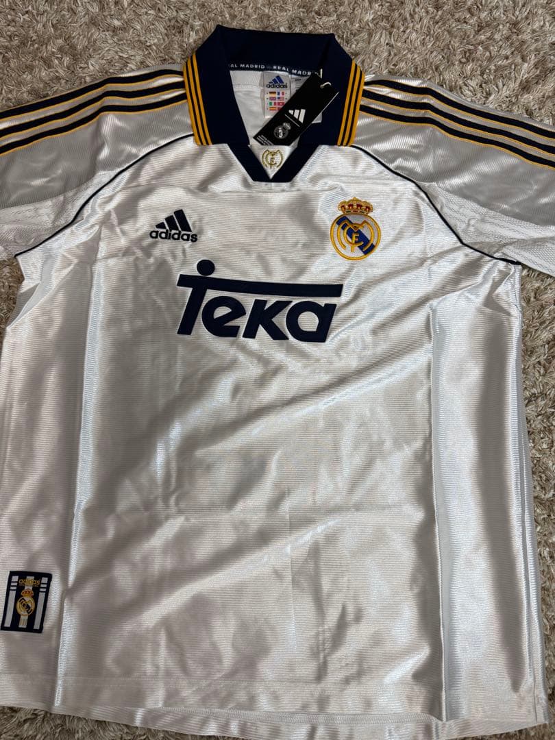 正規品新品未使用 レアルマドリード 復刻版 99/00 レプリカユニフォーム