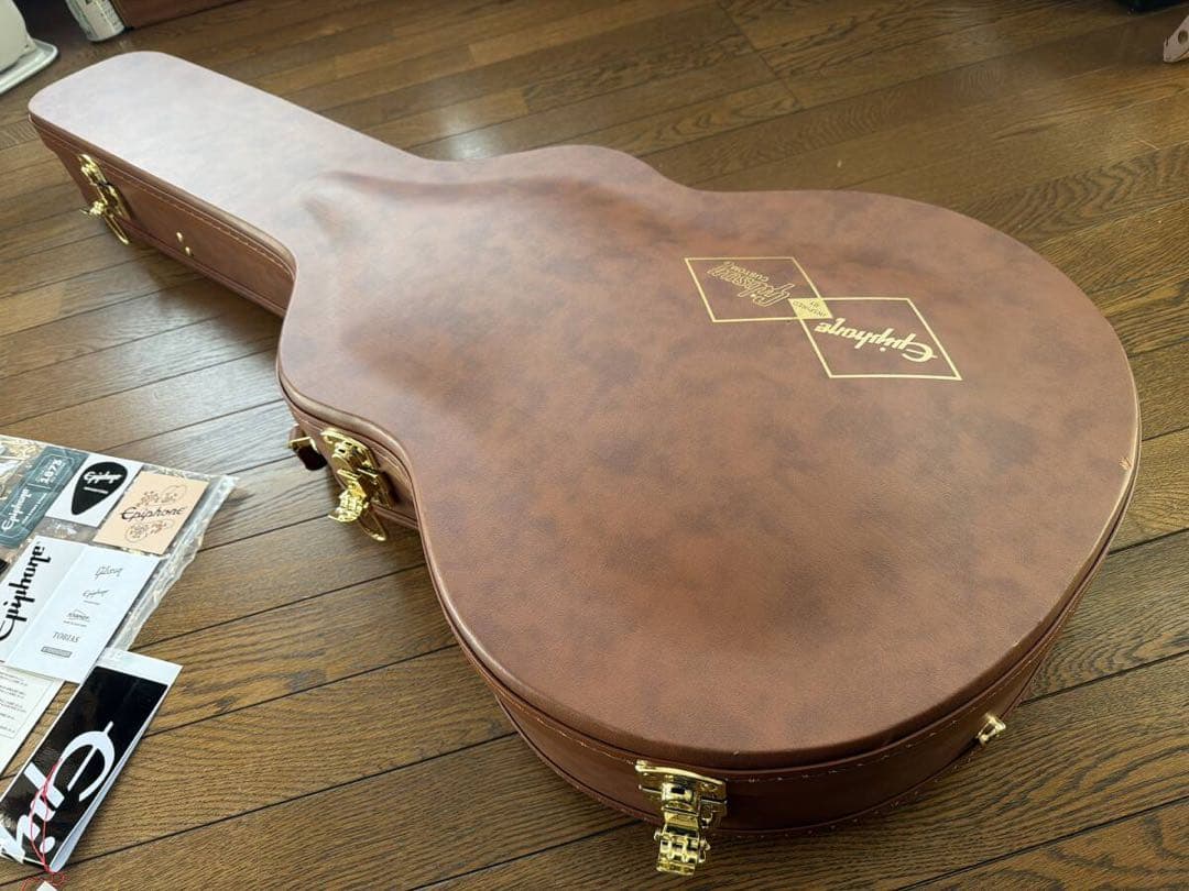Epiphone ES-355 ハードケース付き　新品同様