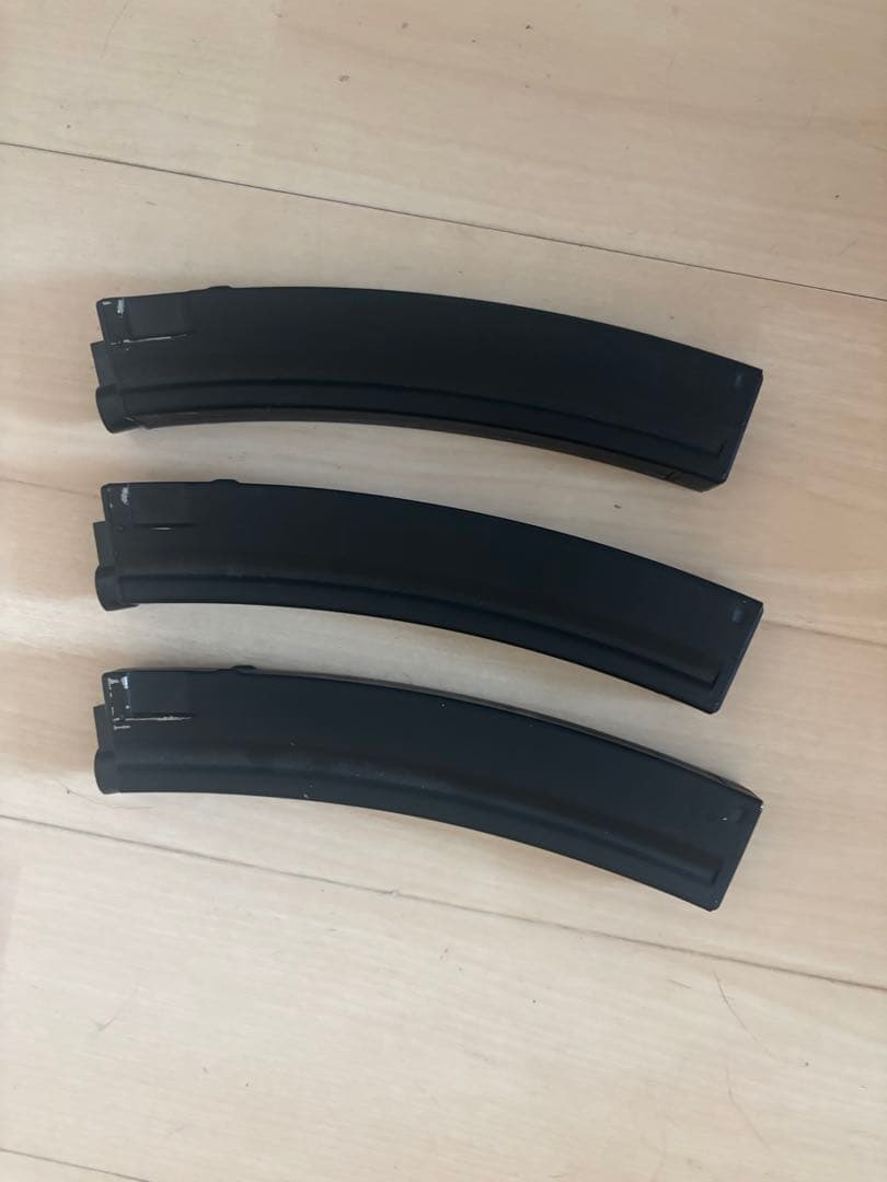 東京マルイ MP5 2本セット 画像にあるもの全部です