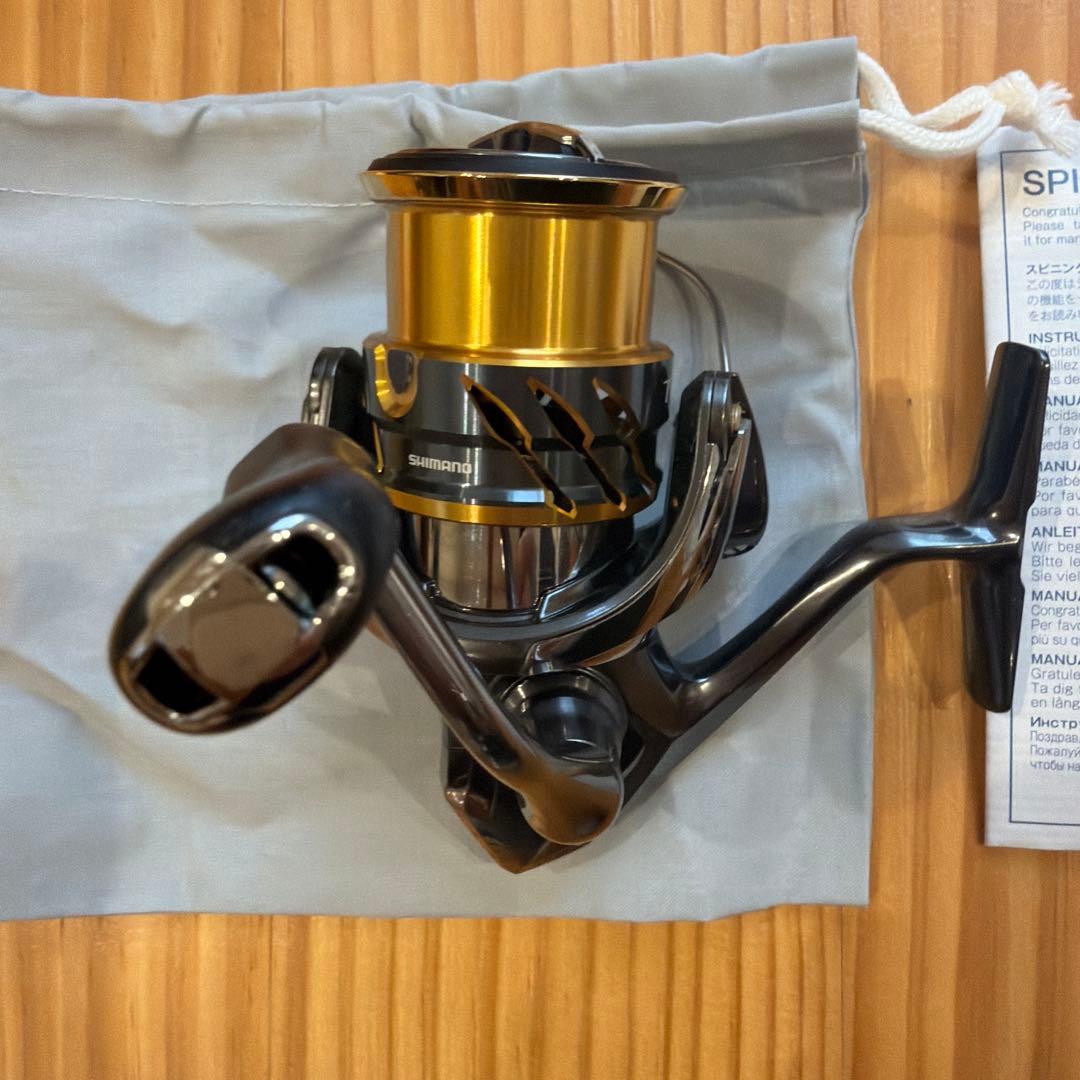 SHIMANO TWIN POWER 2500SHG スピニングリール