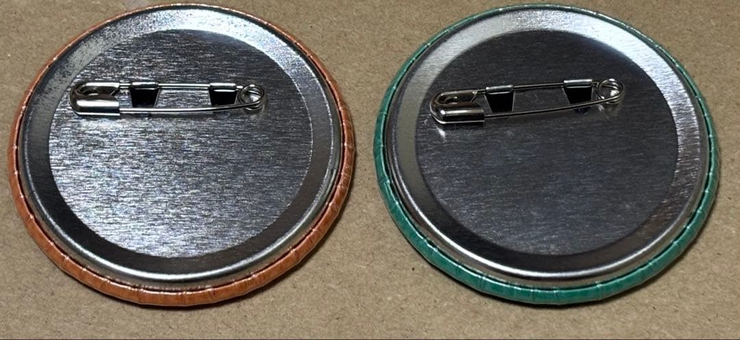 けいおん! 10周年缶バッジ 中野梓 平沢憂