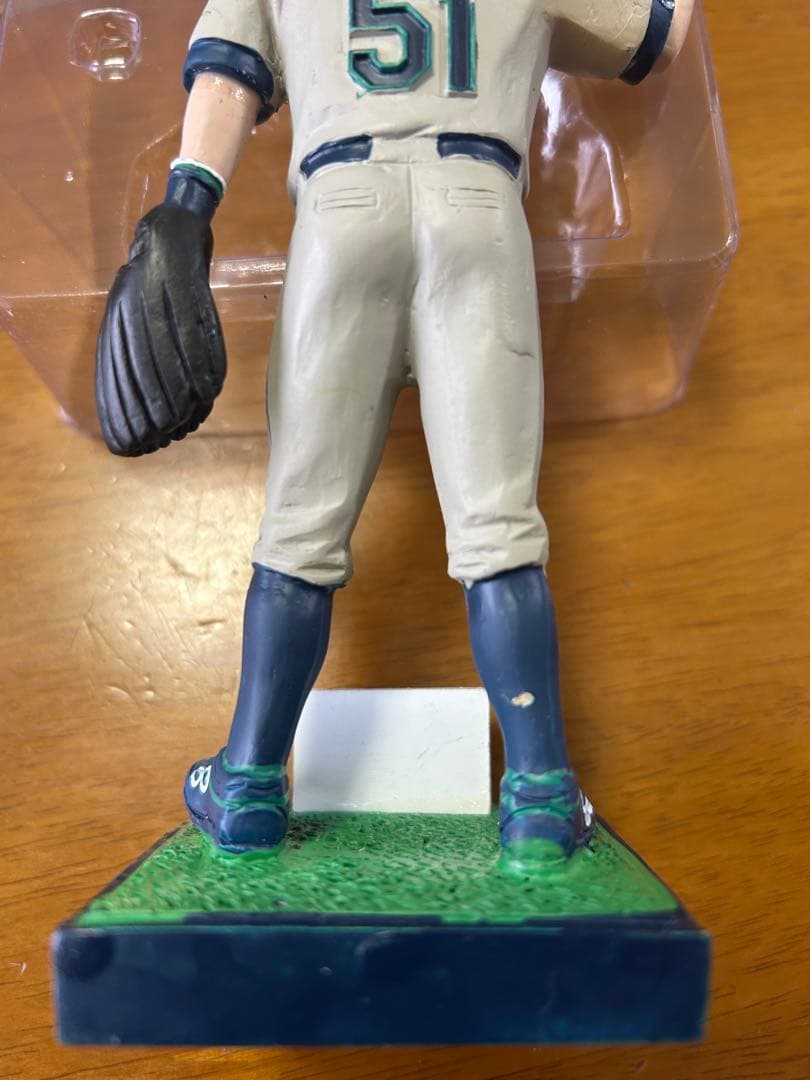 イチロー、現役最後のボブルヘッド人形!大谷翔平選手とのトレーディングカード付!