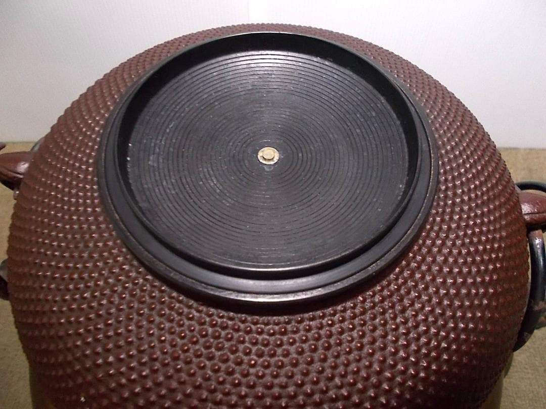 人間国宝高橋敬典作 唐銅霰鬼面風炉 銀摘み? アラレ茶釜未使用 釜環 送料込み