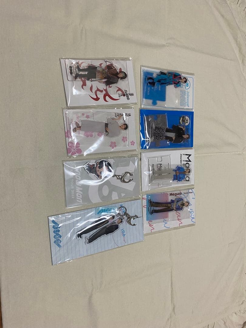 目黒蓮　グッズ うちわ　アクリルスタンド 公式写真 カレンダー スノチル