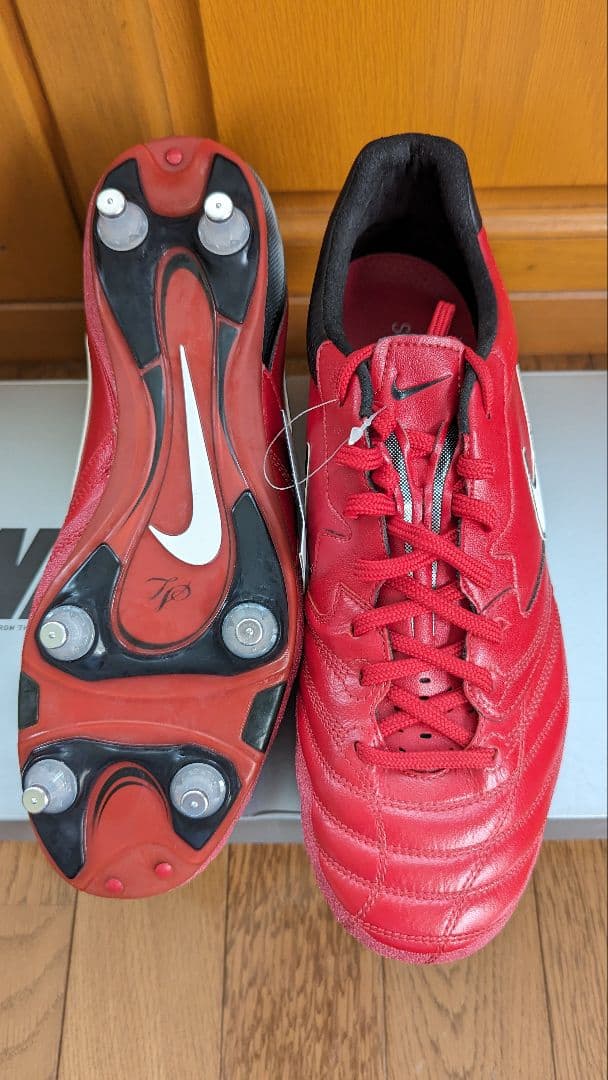 新品 ナイキ スーパーリゲラ2 SG サッカースパイク　NIKE