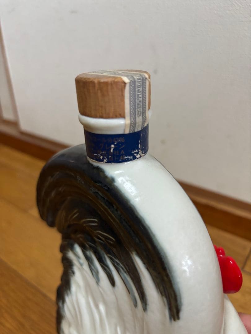【未開栓】干支 酉 鶏型 陶器 ウイスキー サントリー ローヤル12年