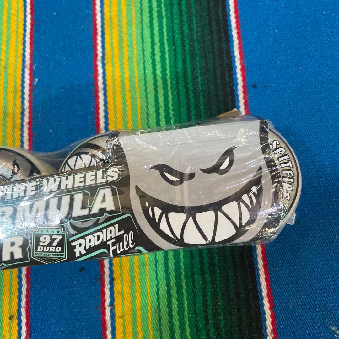 スピットファイア　Spitfire Formula Four 97A 56mm