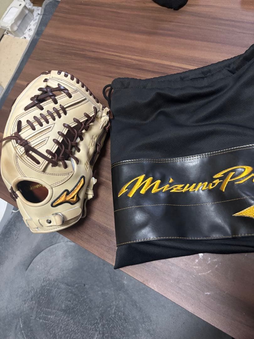 Mizuno プロモデル 硬式グローブ ベージュ