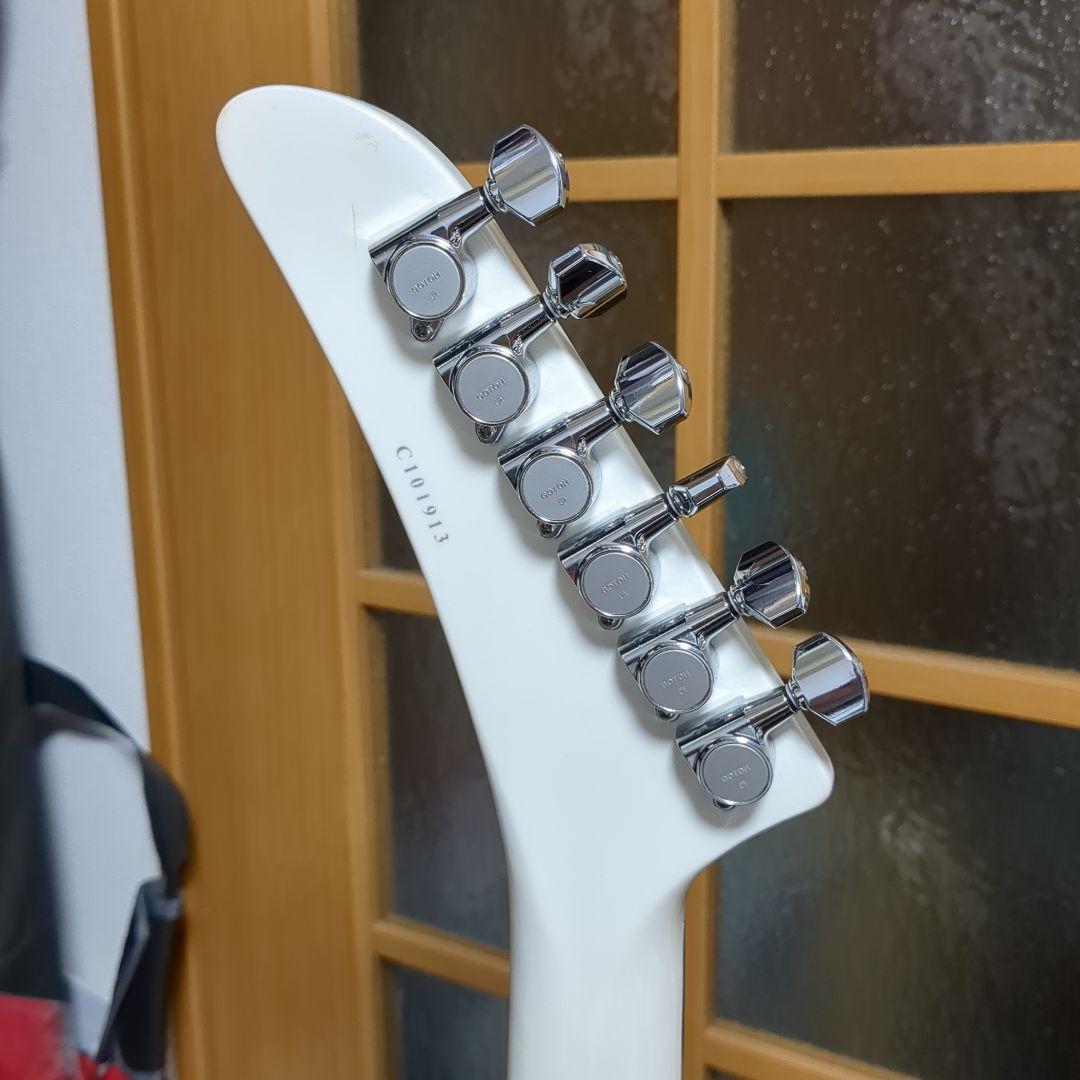 1/3まで Tokai エクスプローラー duncan SH-5 変形型ギター