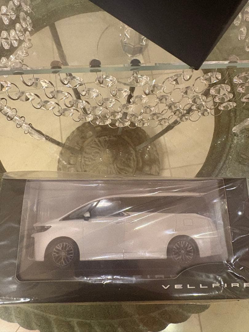 新型ヴェルファイア ミニカー プラチナホワイトパール【非売品】