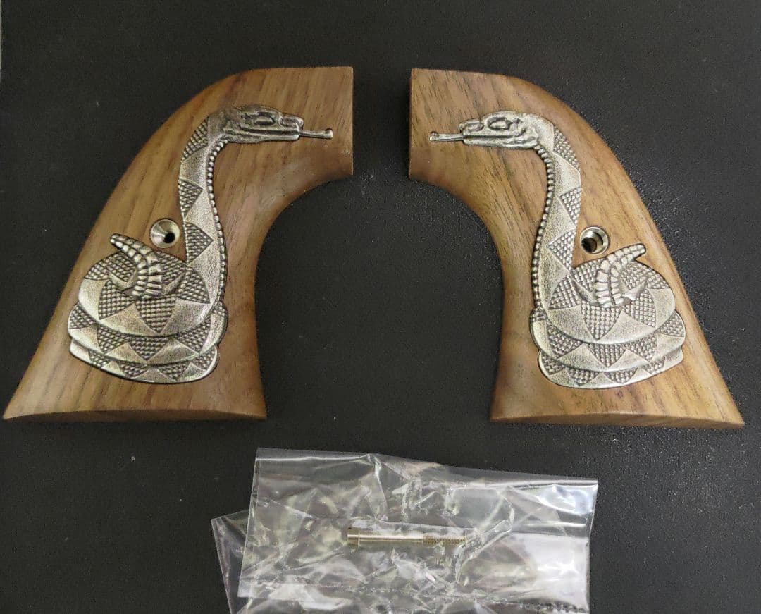 タナカワークス ＋Weight　SAA・ラトルスネーク 木製グリップ