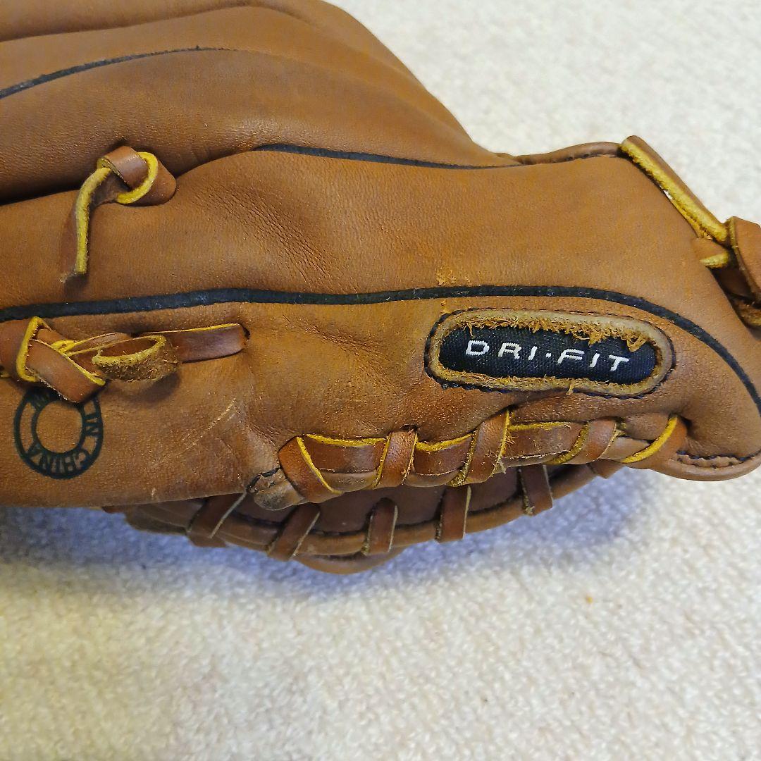 ​【激レア/USAモデル】ナイキ プロゴールド 硬式 内野手用 右投げ 大人用