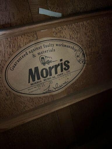 【群馬県引取限定】Morrisモーリス　アコースティックギター　ハミングバード