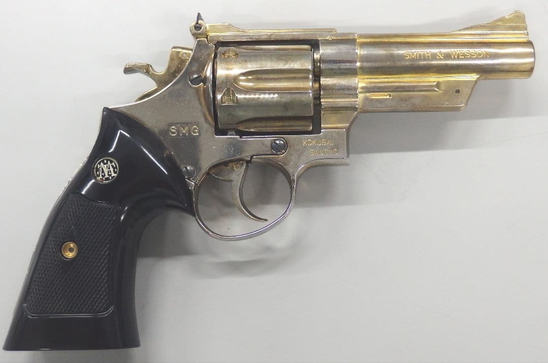 国際産業　44マグナム　4インチ