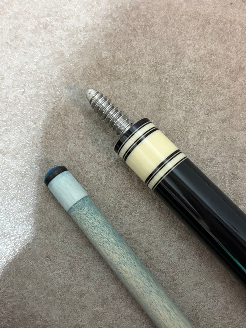 ユニバーサル キュー（UNIVERSAL）ビリヤードキュー 延長杆付き ケース付