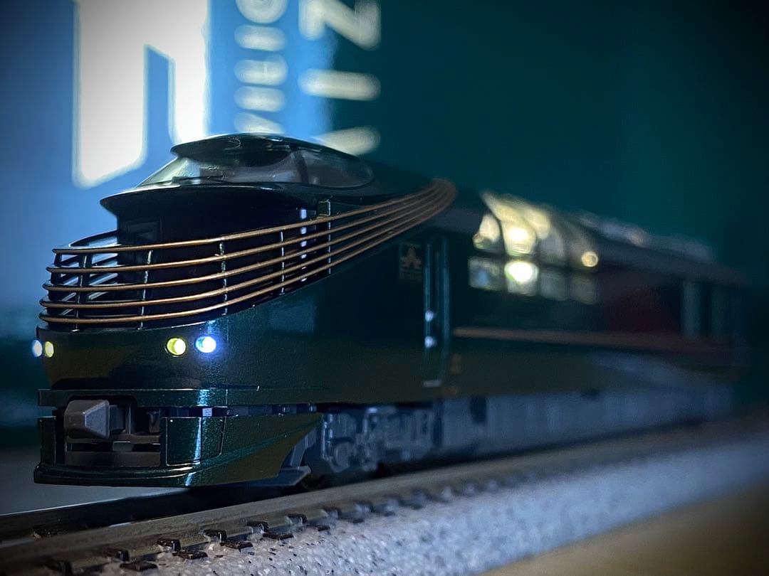 【特別企画品】KATO 10-1570 87系 瑞風 10両セット　(試走のみ)