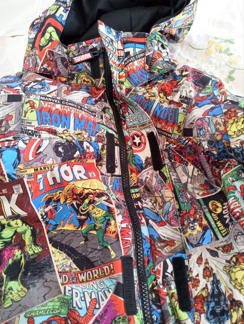 BURTON　MARVEL　つなぎ　カバーオール　スキーウェア　5T　6T