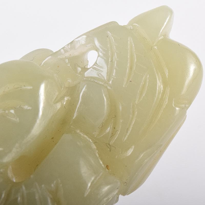 中国　玉石彫刻　人物白鳥刻　根付　置物　C　7887E