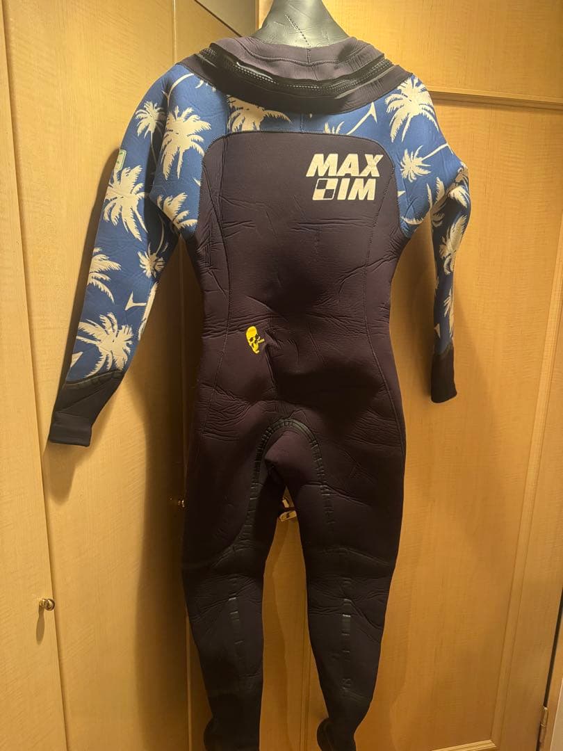 【美品】maxim ドライスーツ MLサイズ