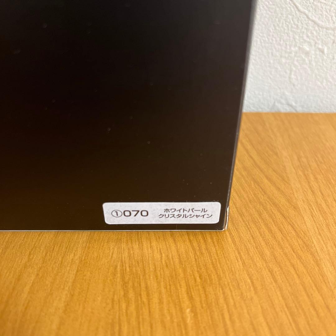 トヨタ ハリアー ミニカー 1/30スケール ホワイトパール　非売品