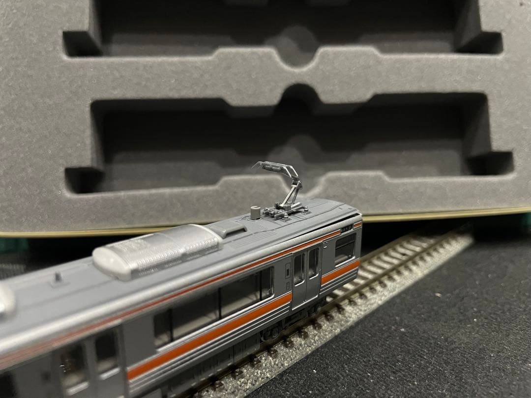 313系2000番台　TOMIX。