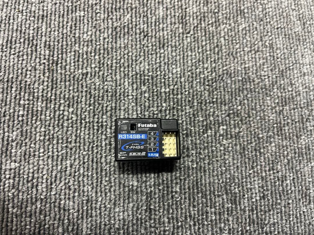 フタバ3PV送信機　受信器