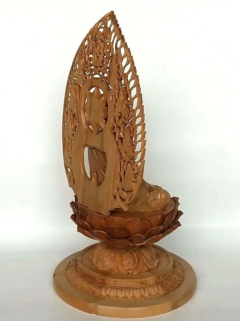 釈迦如来坐像 3寸 #487 宝塔奏楽飛天光背 円台座◆白檀 木彫 仏像