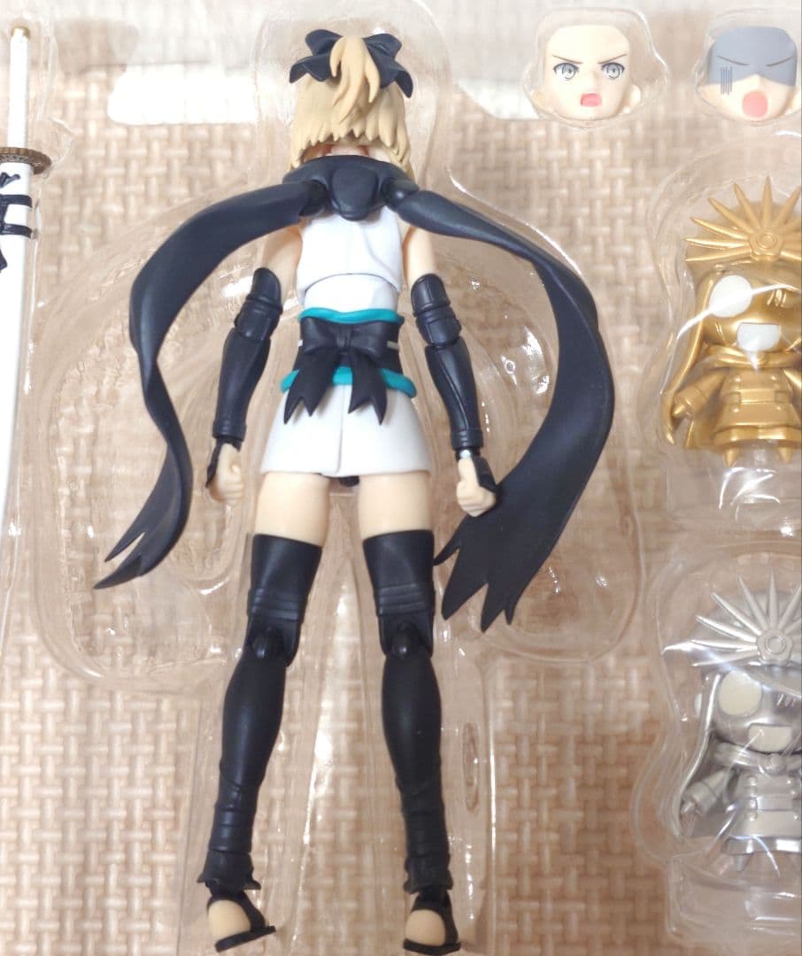 figma 521-DX セイバー/沖田総司　霊基再臨ver.