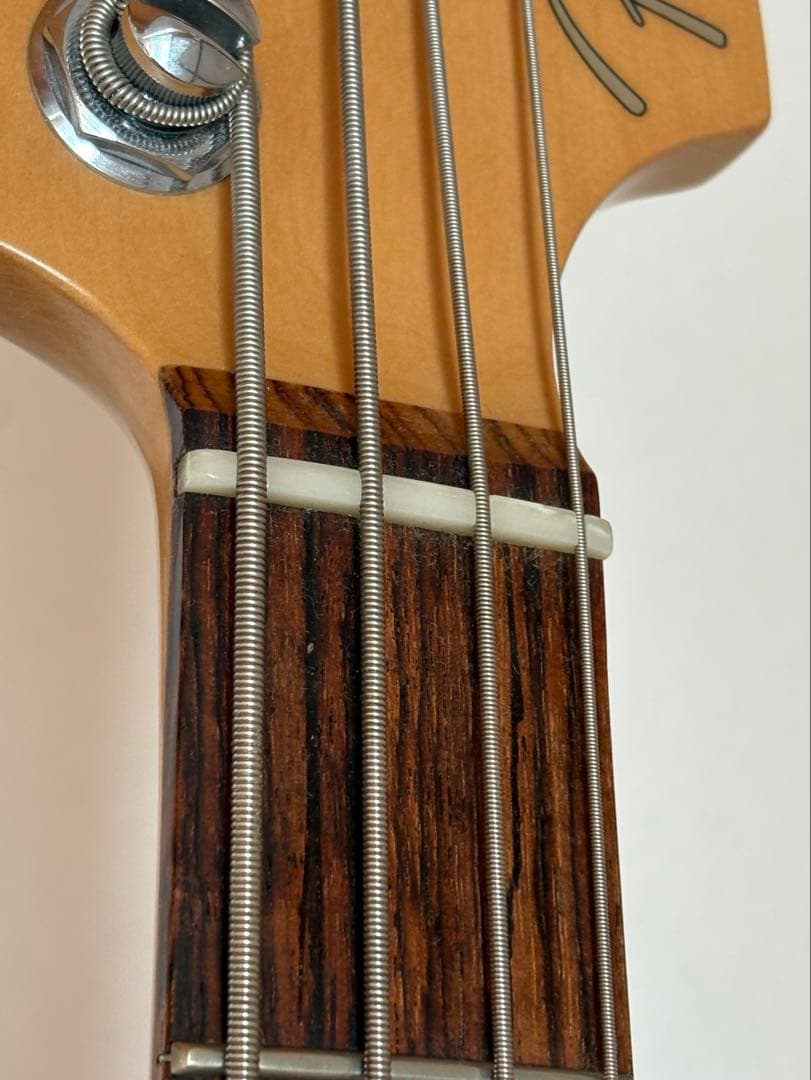 ベース Fender American Series Precision Bass