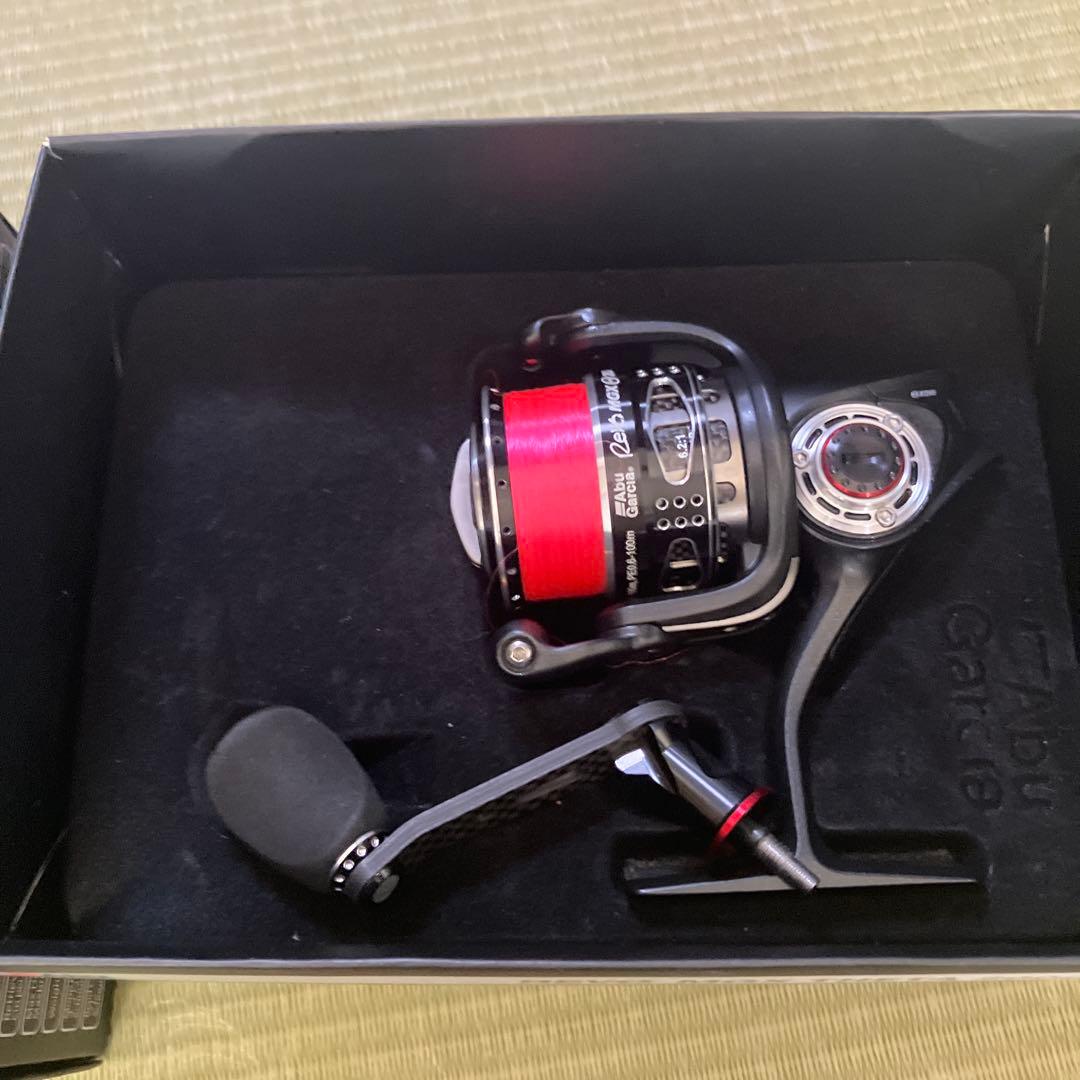 Abu Garcia ベイトリール 収納袋付き