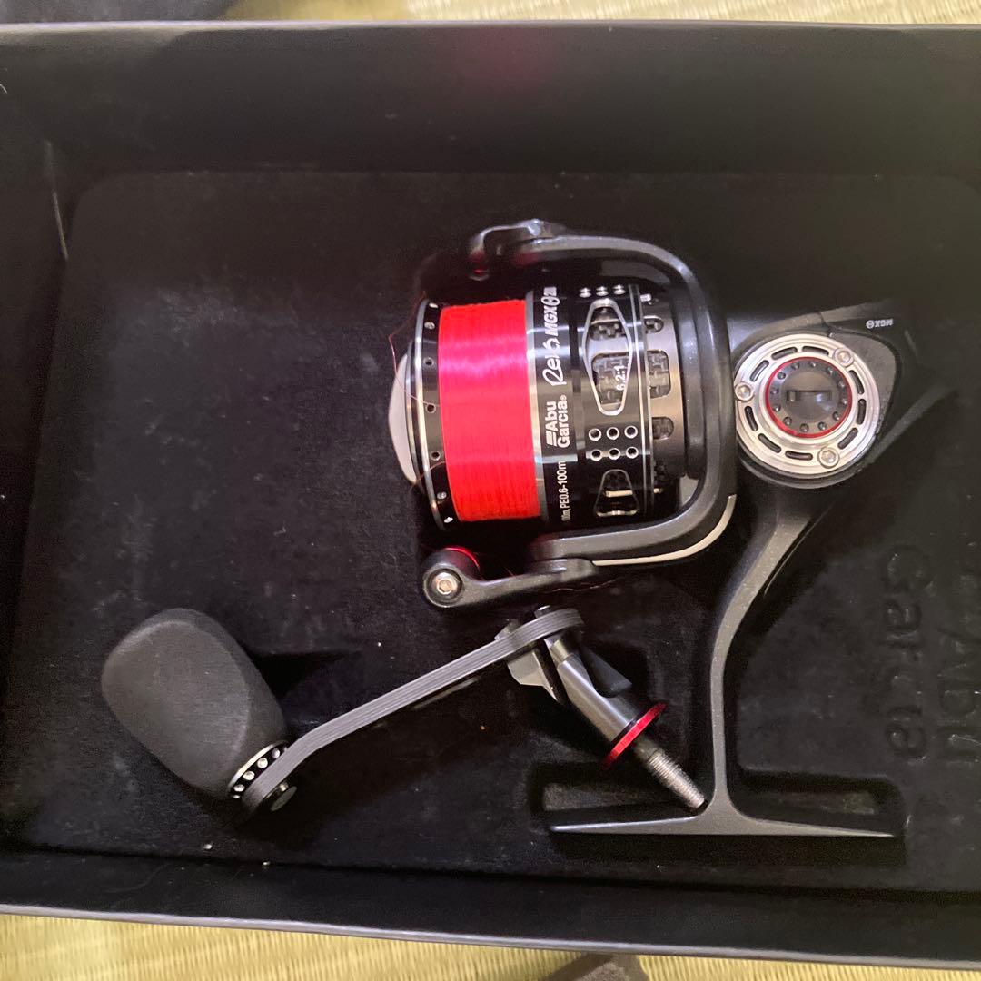 Abu Garcia ベイトリール 収納袋付き