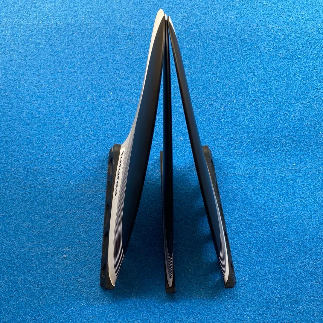 futuresフィン　DHD HONEYCOMB MIDIUM