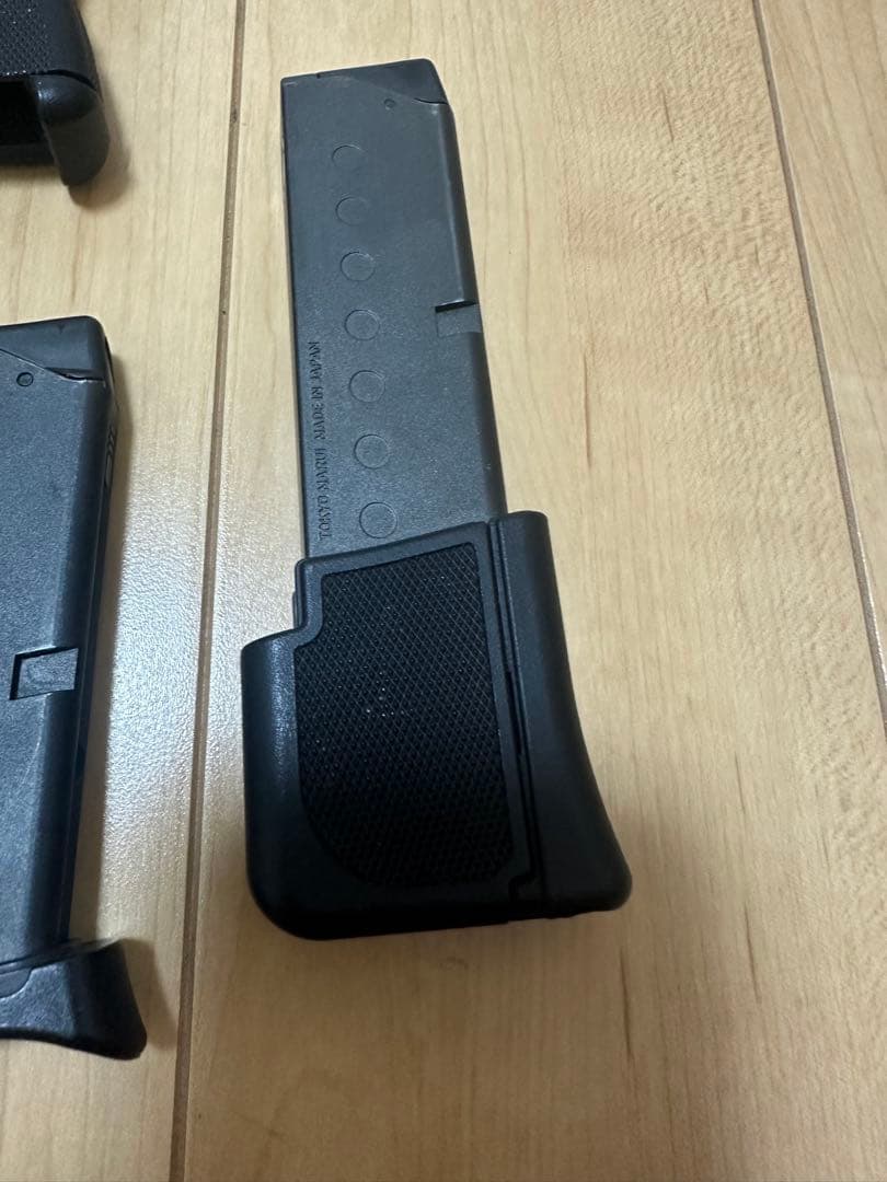 東京マルイ　LCP ガスガン　予備マガジン2本　専用ホルスターセット　18歳以上