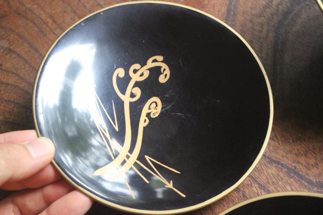 時代朱漆に内見返絵替わり草花蒔絵のお椀5点（検輪島塗蒔絵椀雑煮椀